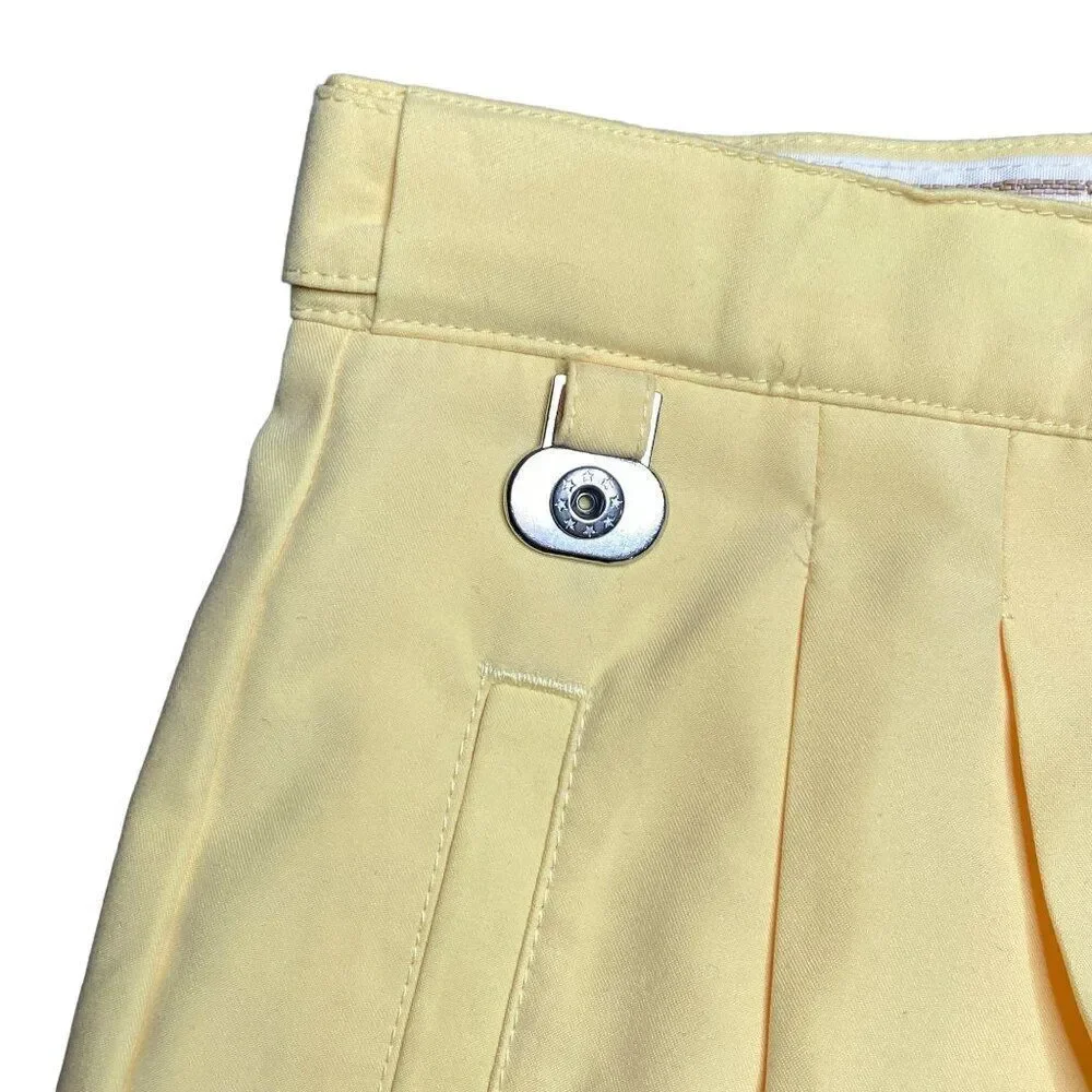 Lizgolf Shorts Liz Claiborne Size 8 Yellow